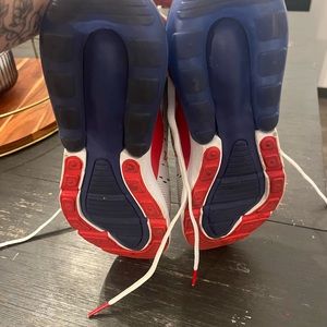 Youth Nike air max 270s